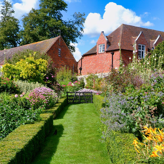 Duftkerze Liebliches Südengland | Birne, Freesie, Sandelholz | Frisch & Elegant